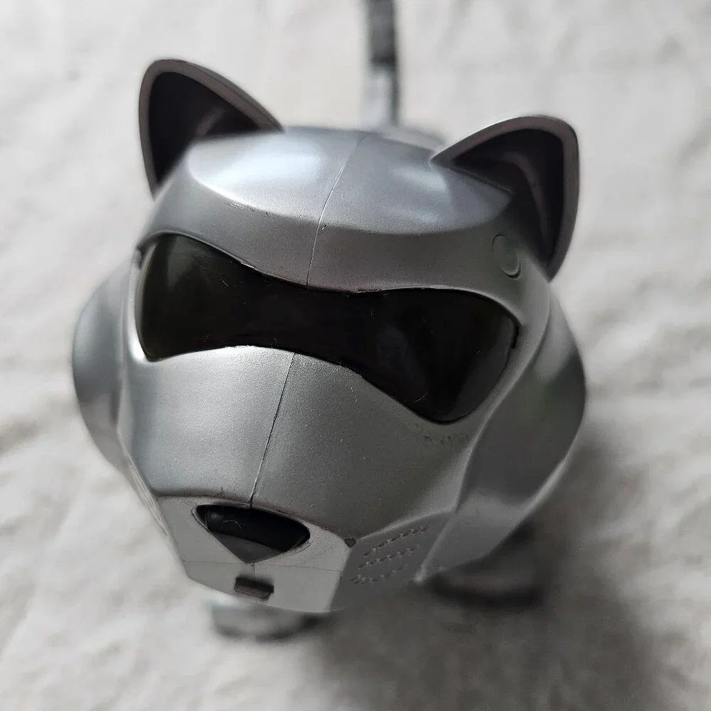 Vintage Manley Quest Tekno Kitty Silver (Powers on, Needs Work or For Parts)